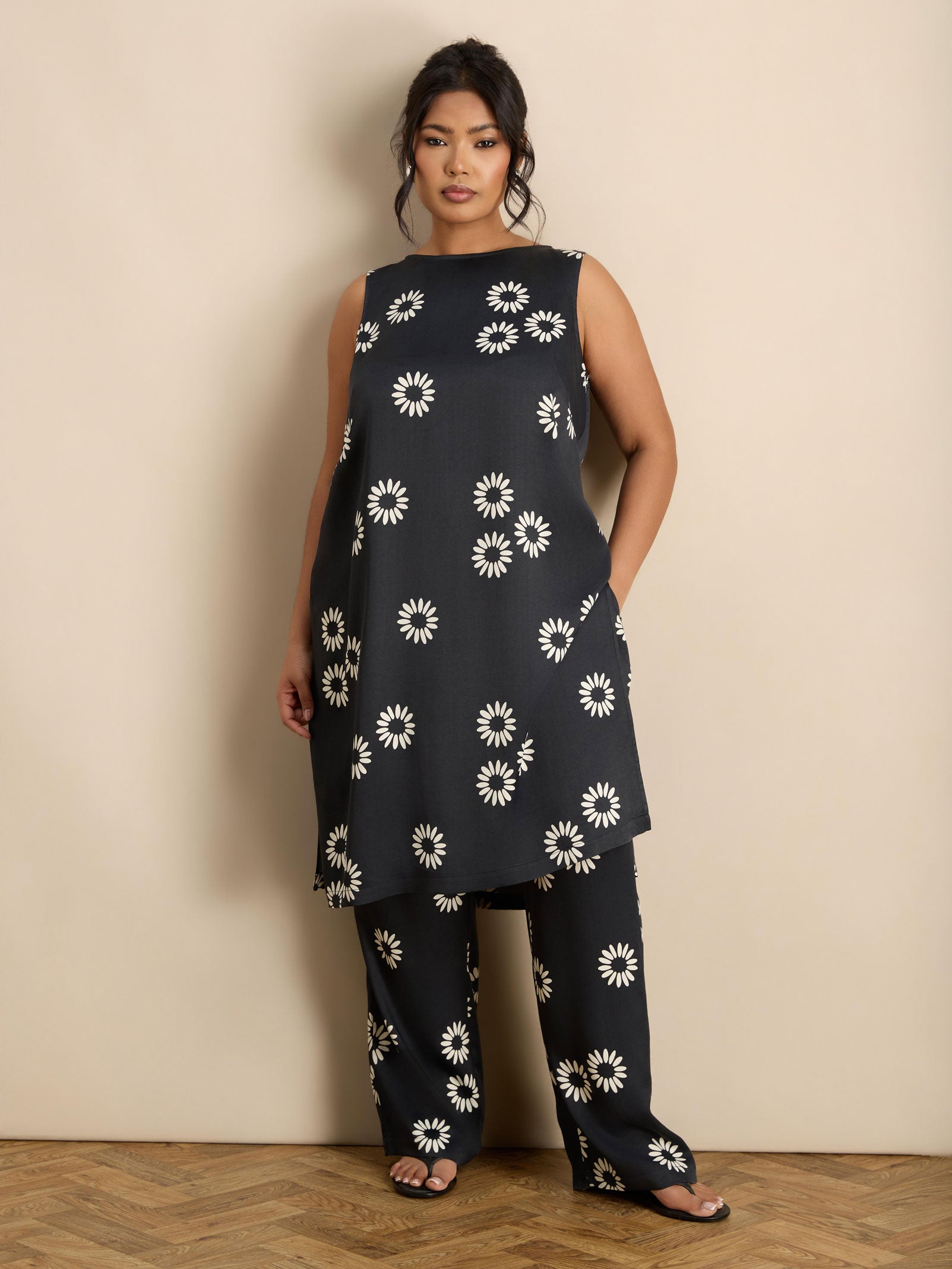 Black Floral Print Straight Leg Trouser