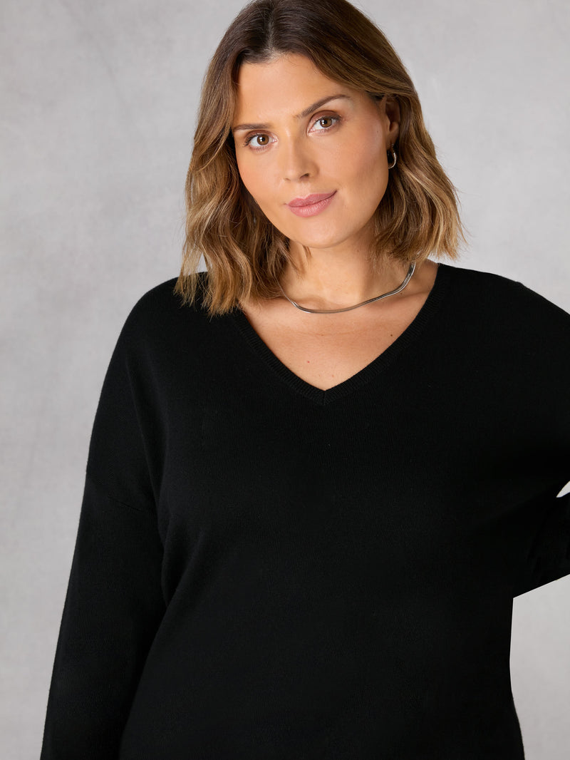 Black V-Neck Relaxed Jumper