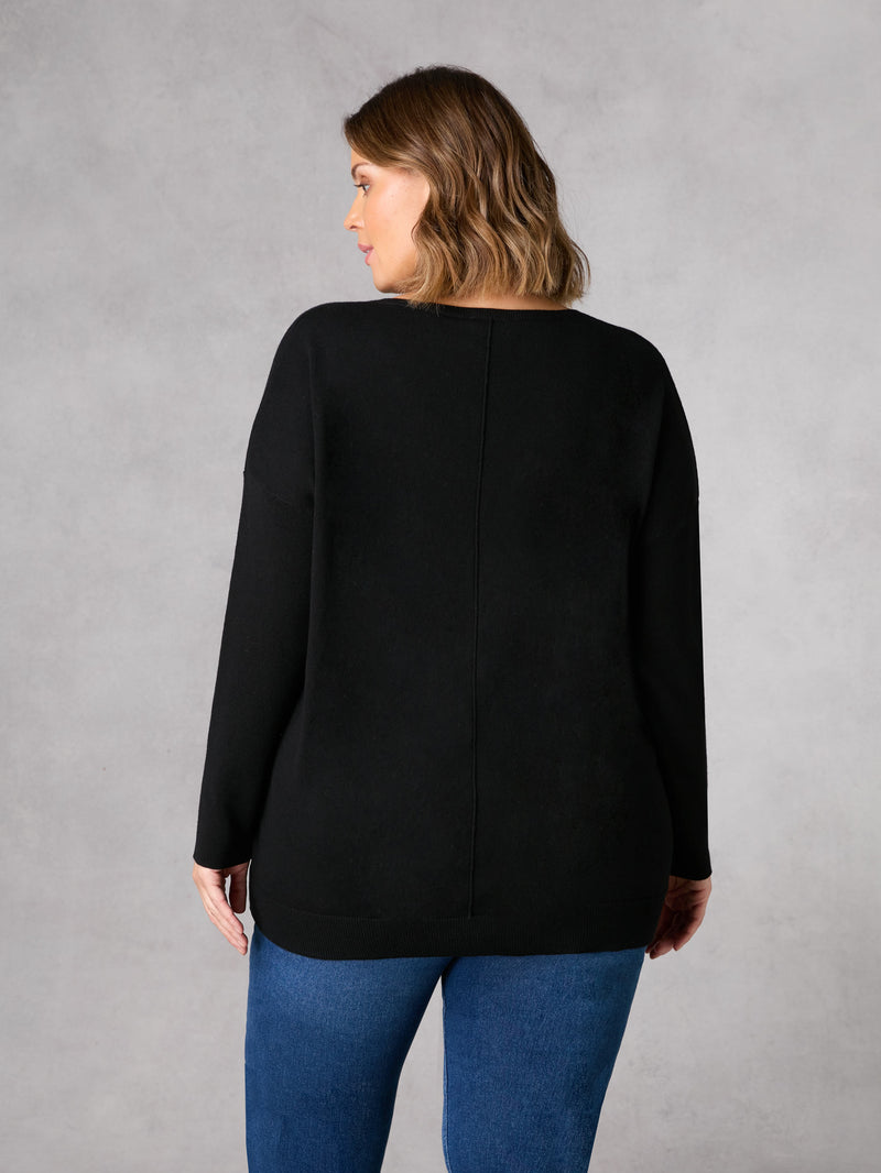 Black V-Neck Relaxed Jumper
