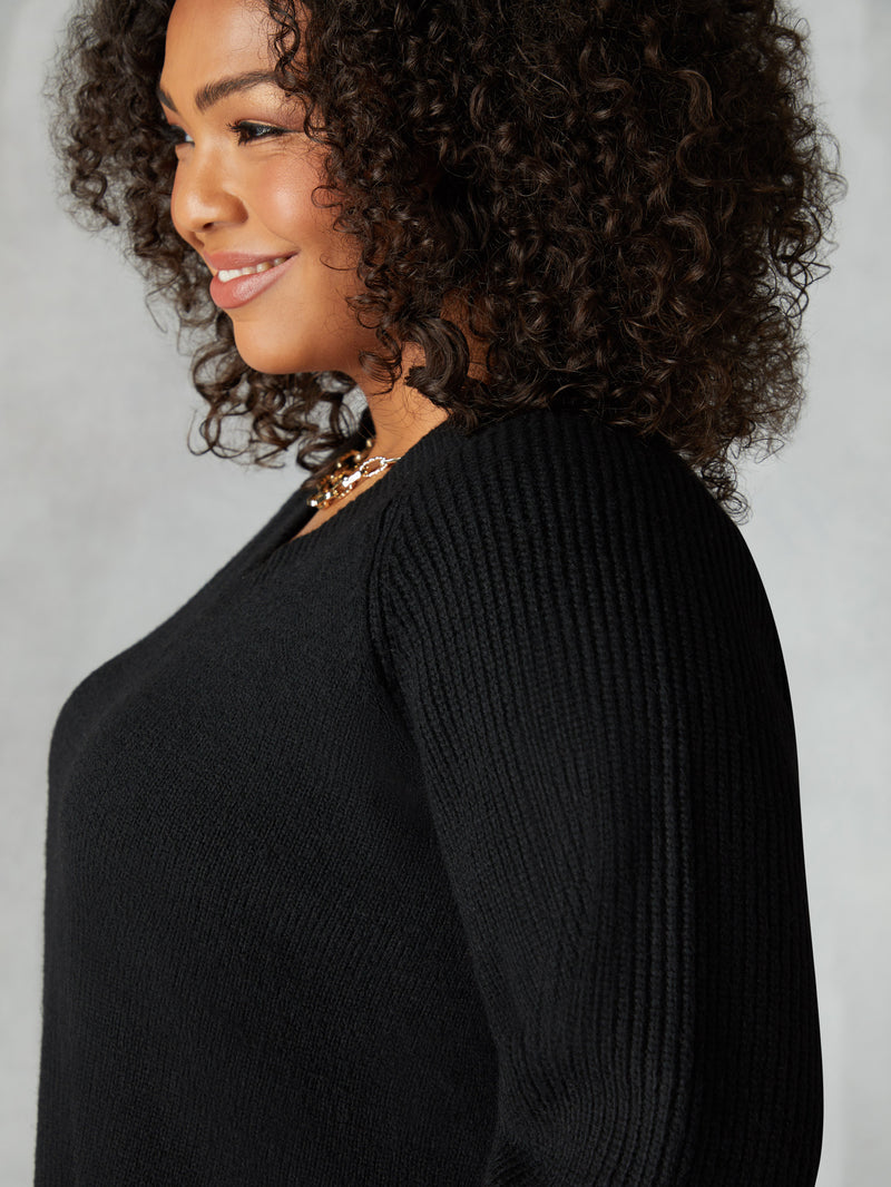 Black Textured Knitted V-Neck Jumper
