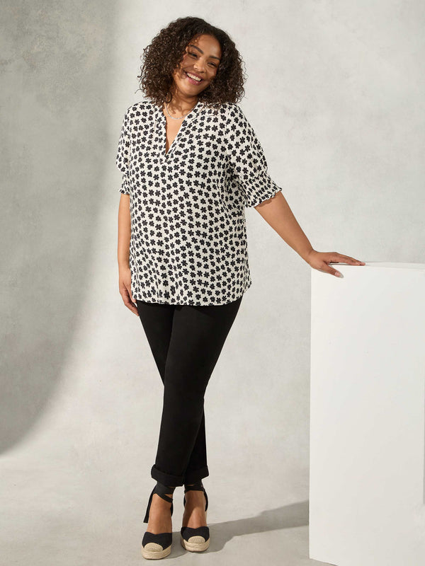 Cream & Black Daisy Print Shirred Cuff Blouse