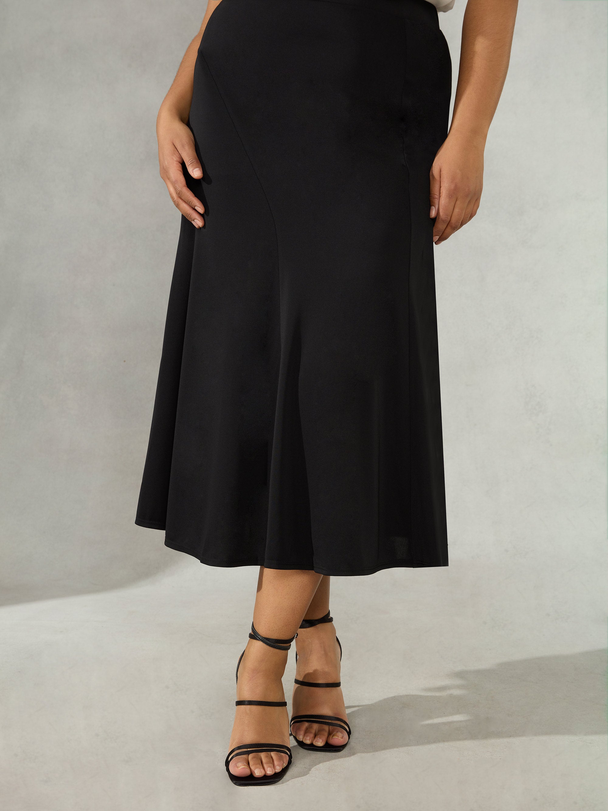 Black Seam Detail Midi Skirt