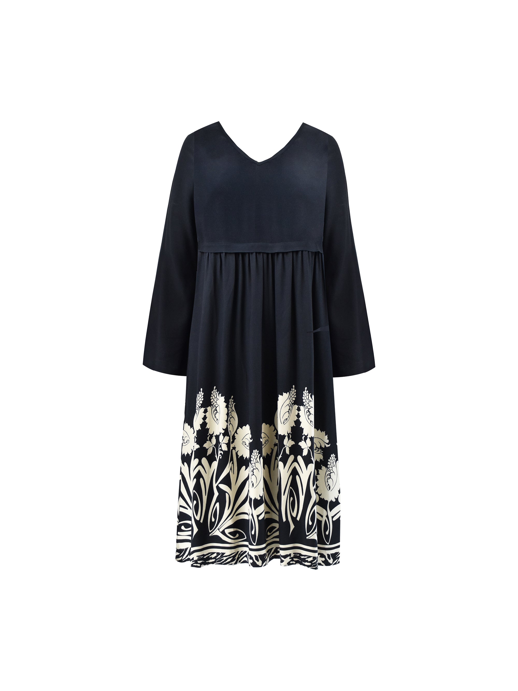 Black Border Print V-Neck Dress Black Border Print V-Neck Dress