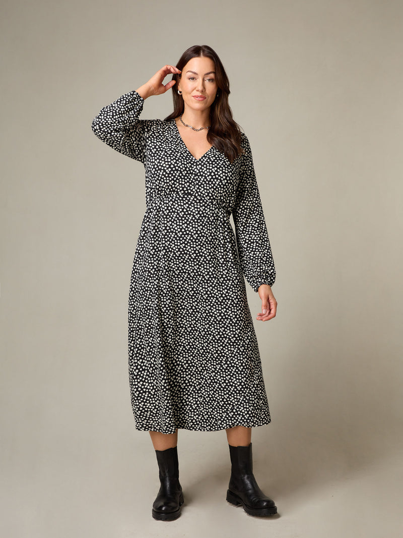 Petite Mono Ditsy Print Jersey Gathered Waist Midi Dress
