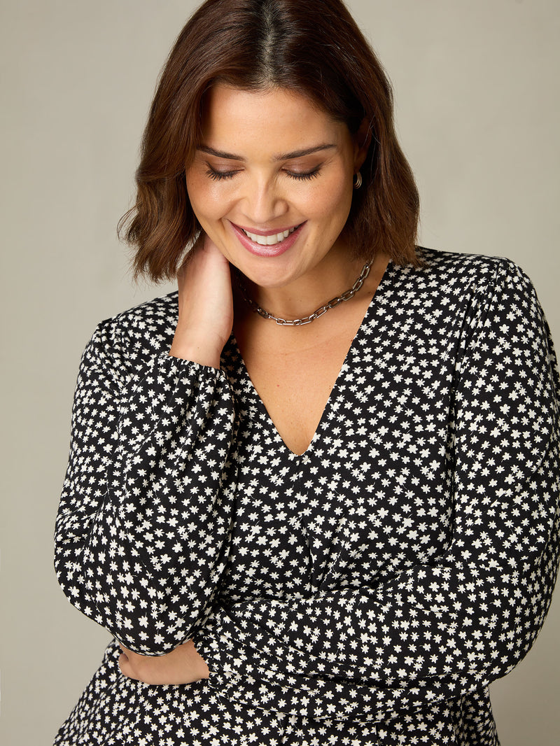Mono Ditsy Print Jersey Pleat Front Top