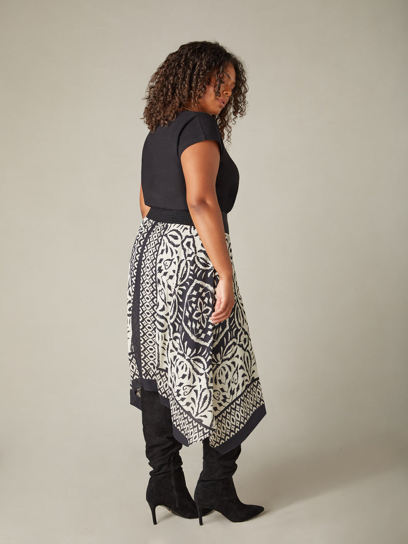 Black Cotton Slub Scoop Neck T-Shirt