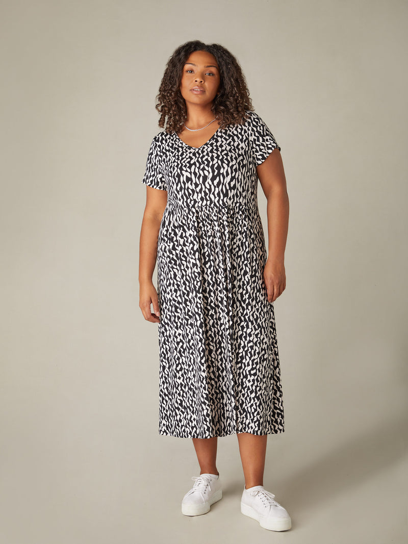 Mono Curl Print Jersey Short Sleeve Midi Dress