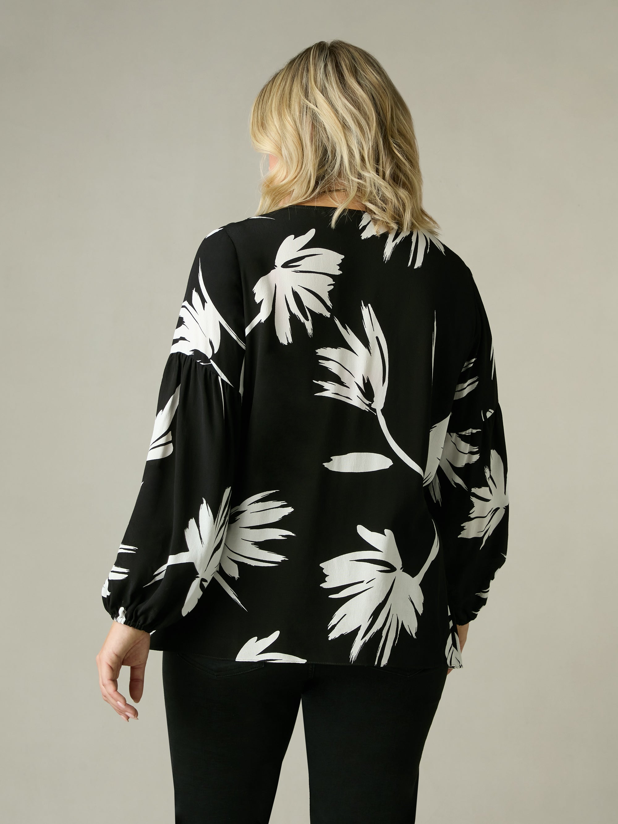 Mono Floral Print Ruched Front Blouse