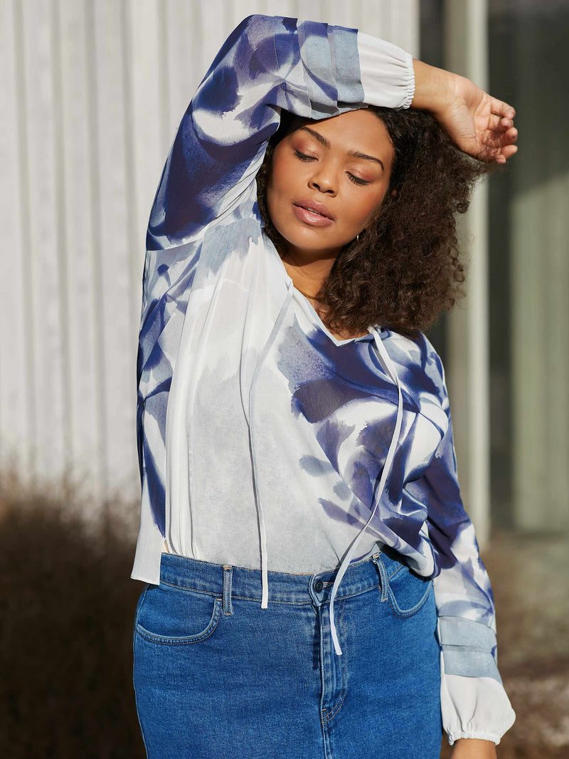 Blue Floral Print Pleat Sleeve Blouse