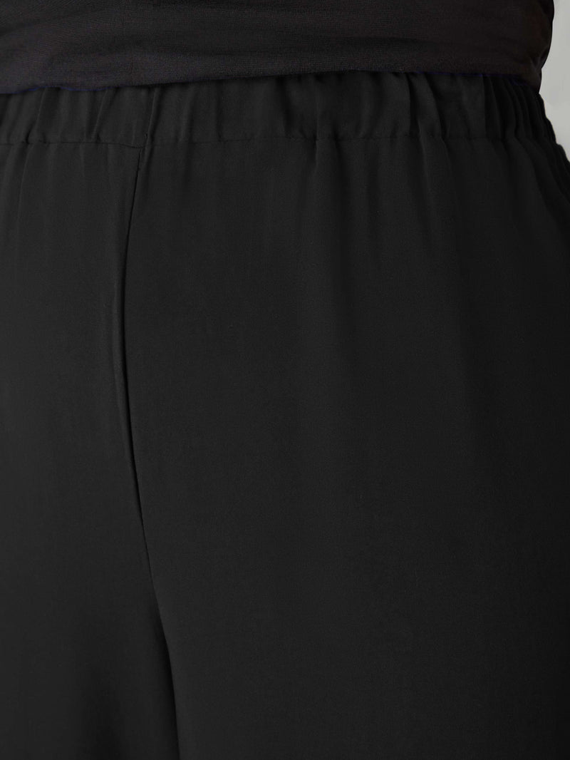 Petite Black Pull-On Cropped Trousers
