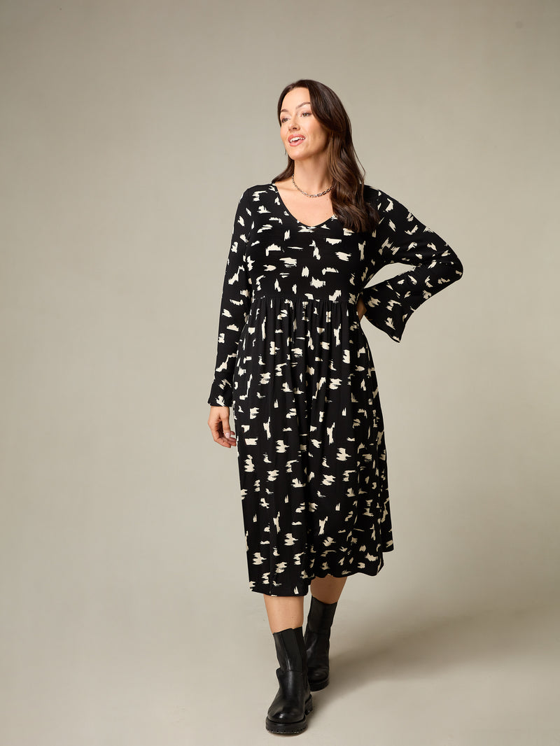 Petite Mono Smudge Print Jersey Midi Dress