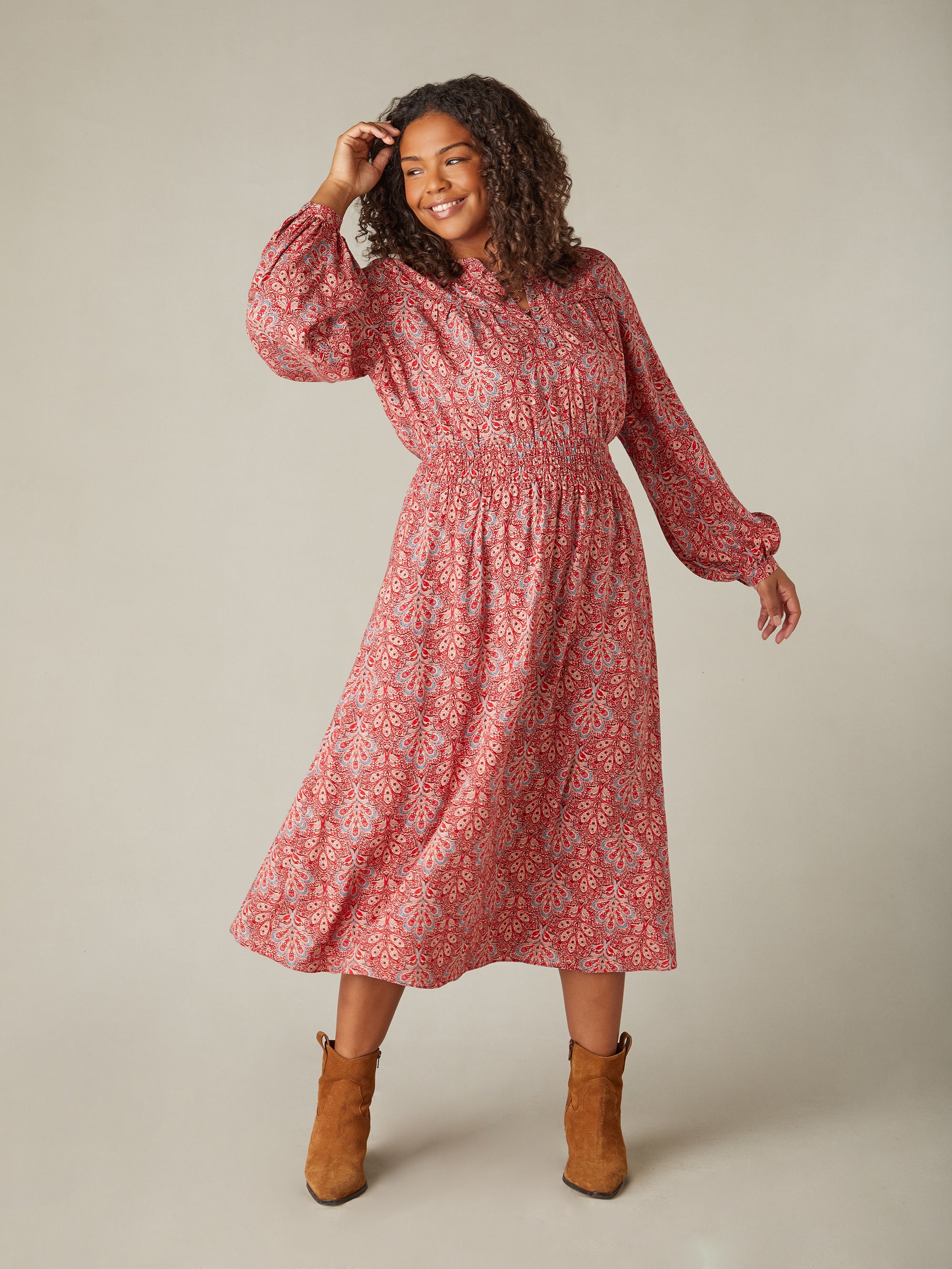 red paisley dress MADELEINE Sunset XL its super flattering and comfortable Red Paisley Shirred Waist Midaxi