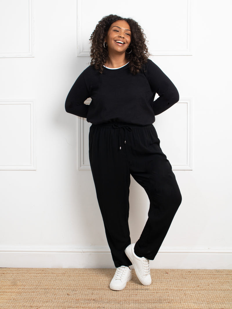 Petite Black Woven Tapered Trouser