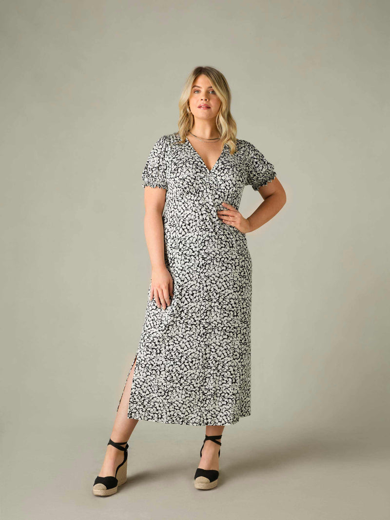 Mono Floral Jersey Shirred Cuff Maxi Dress