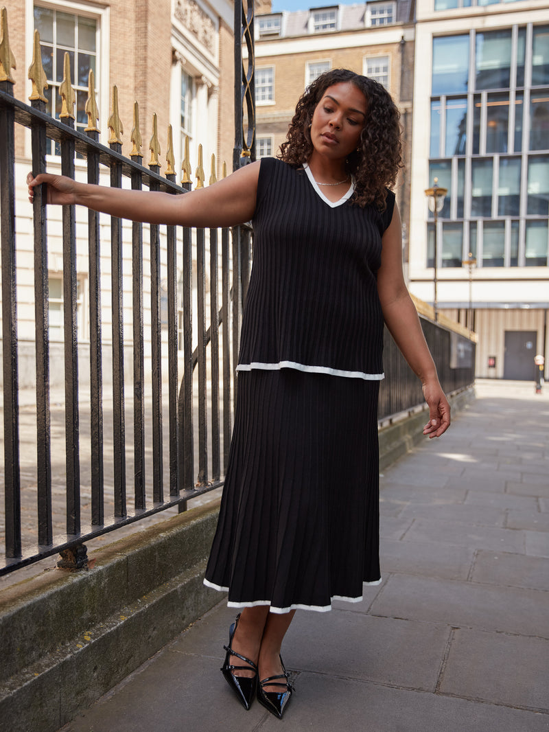 Black Contrast Tipping Knitted Skirt