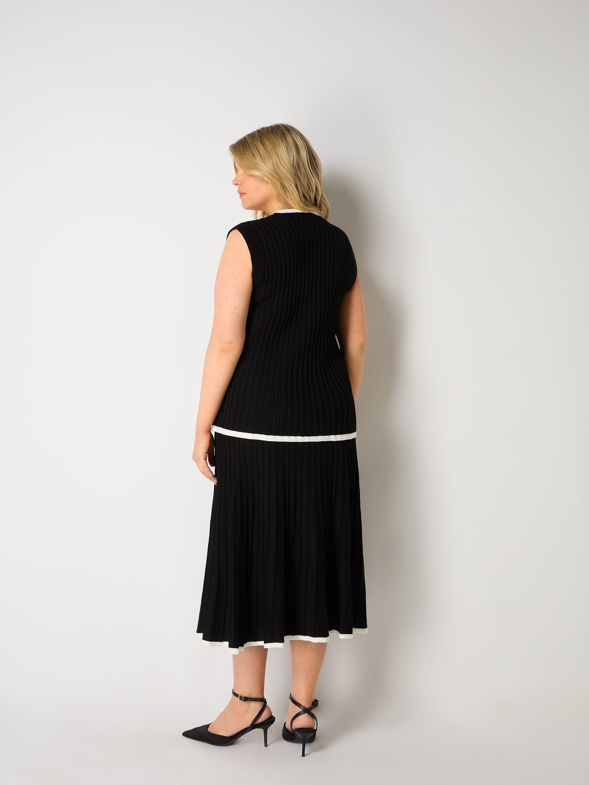 Black Contrast Tipping Knitted Skirt