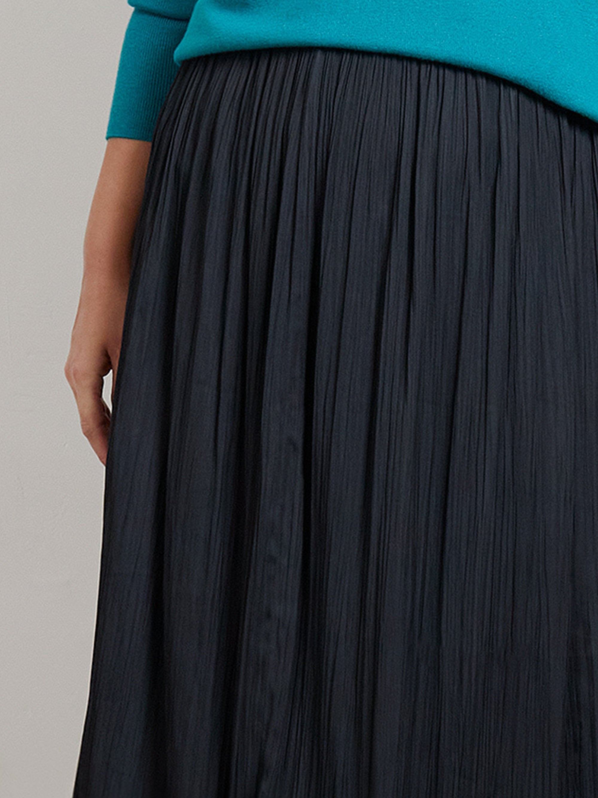 Black accordion pleated midi skirt best sale