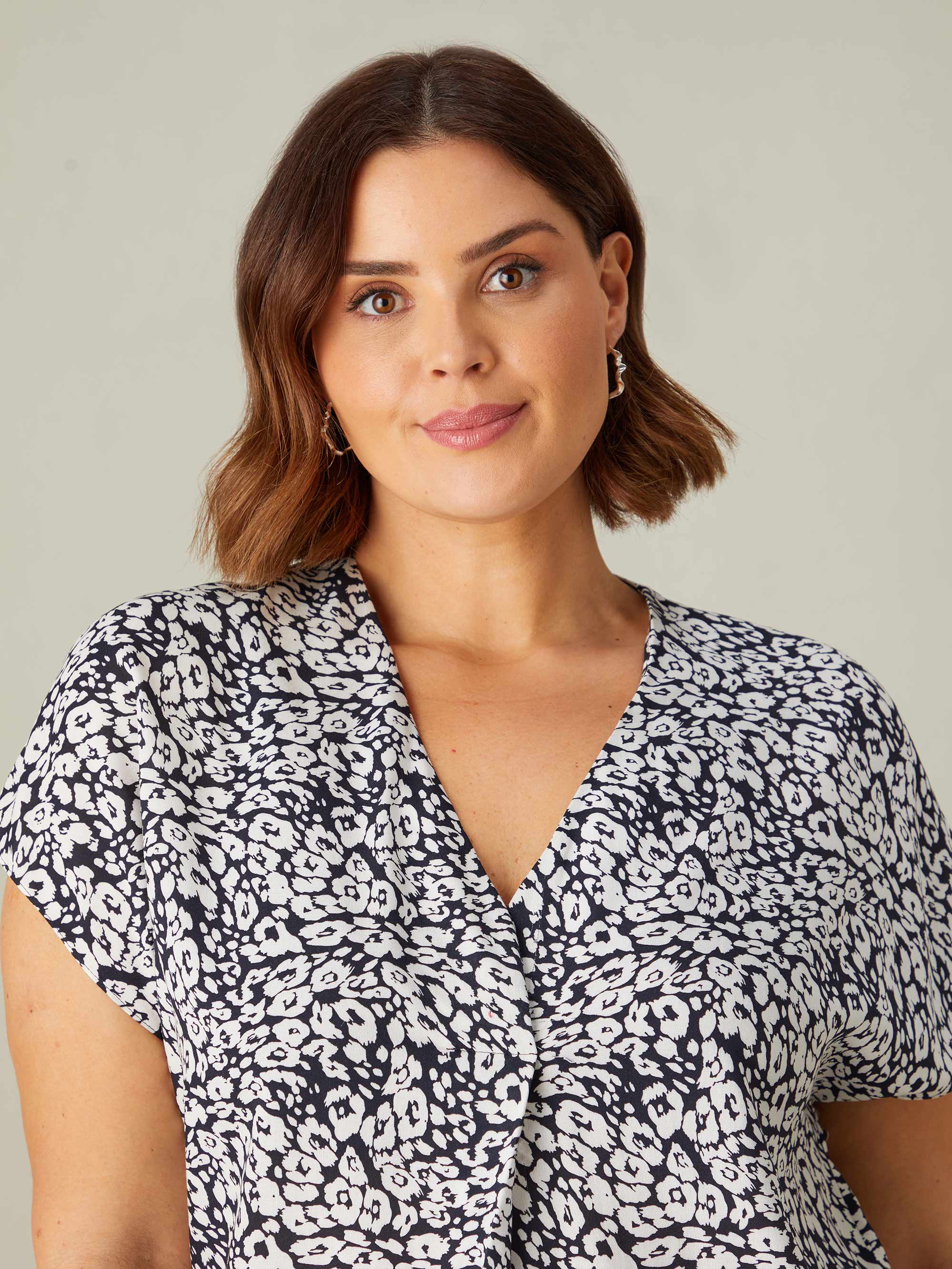 Mono Animal Pleat Front Top