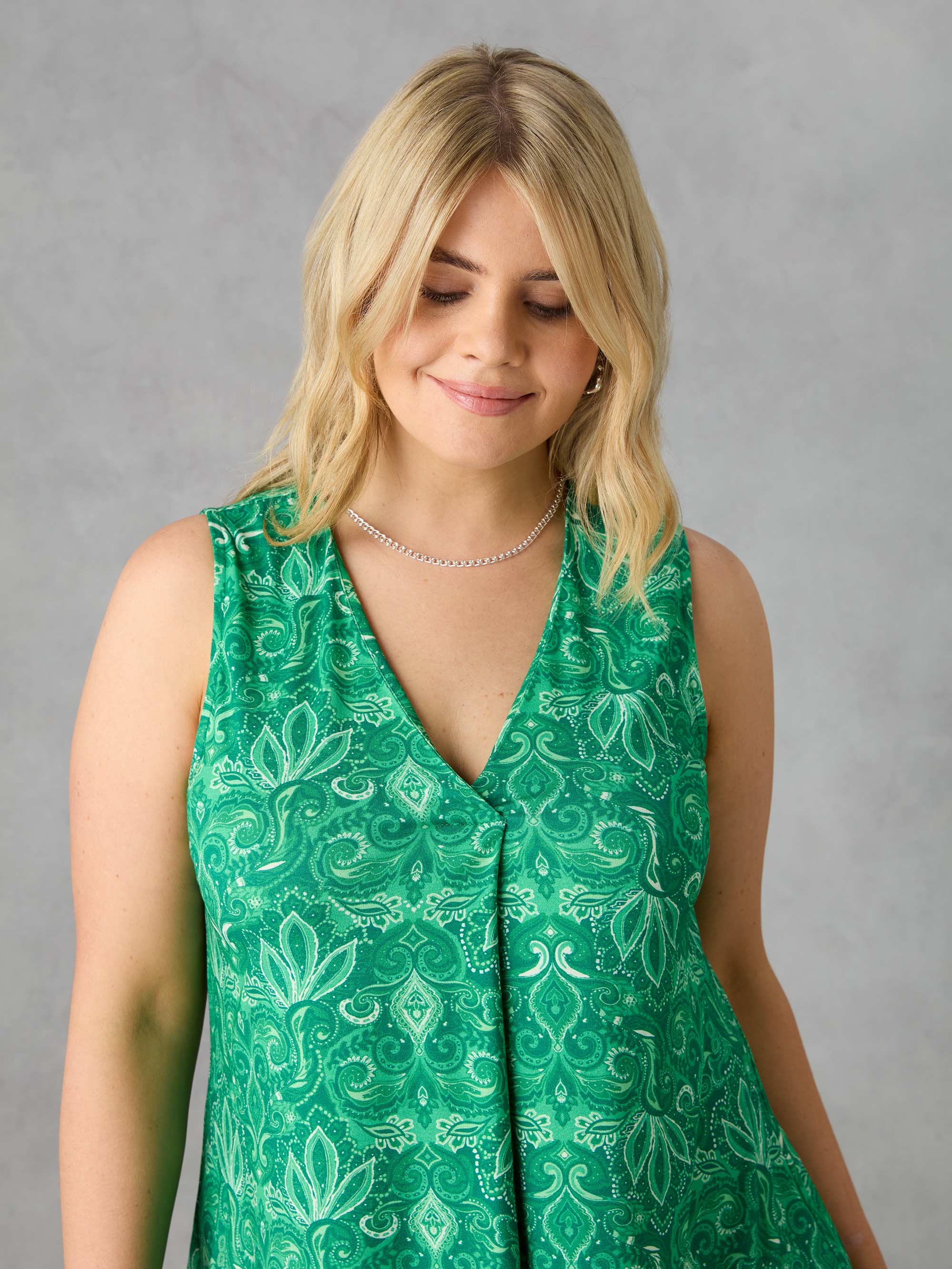 Green Paisley Jersey Pleat Front Vest