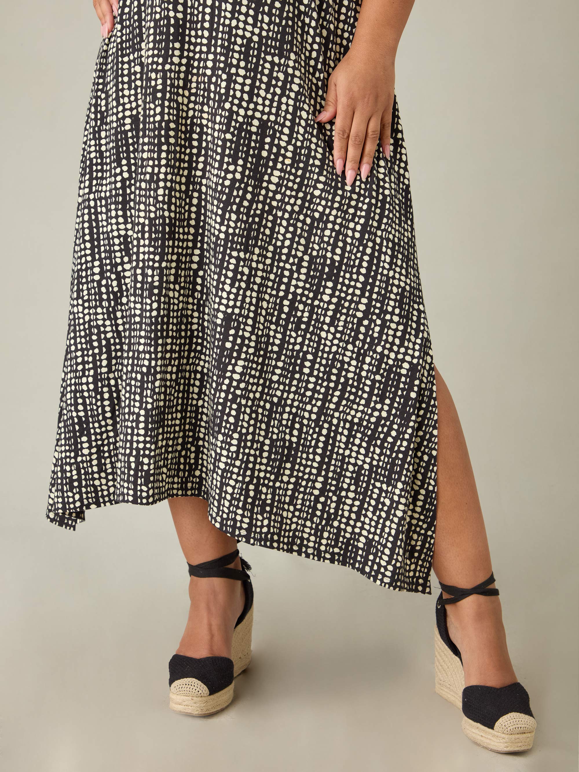 Mono Spot Print Jersey V-Neck Midaxi Dress