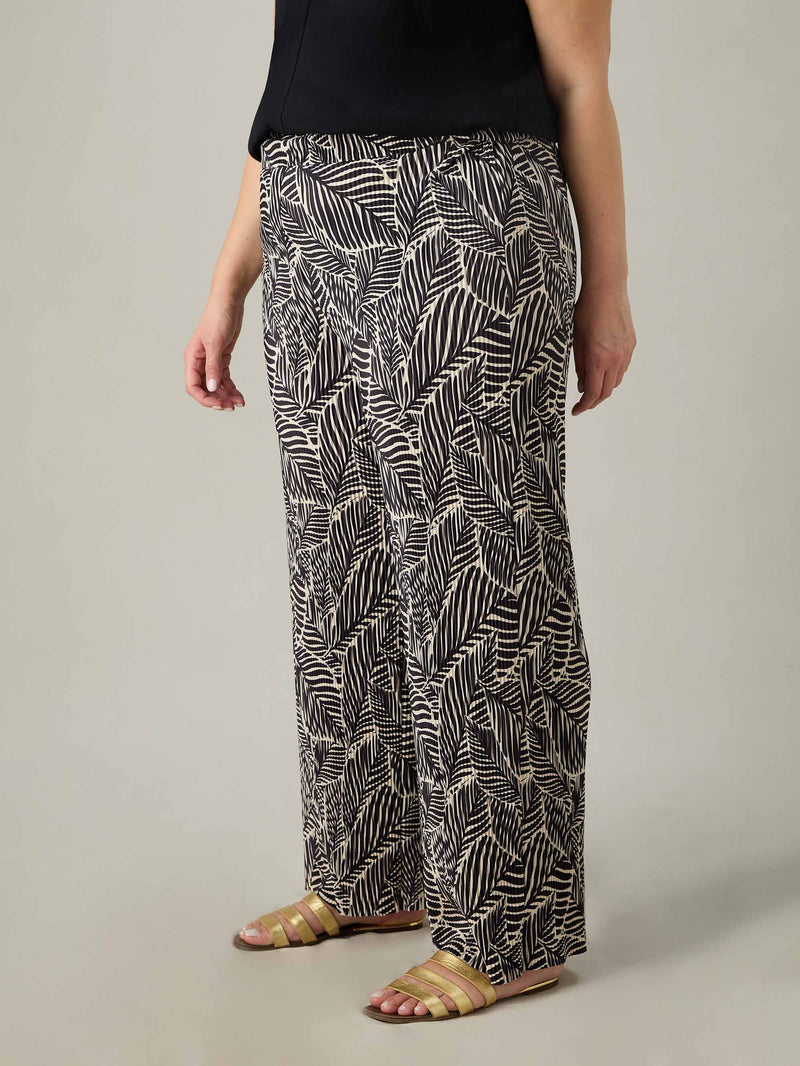 Mono Leaf Print Plisse Trousers