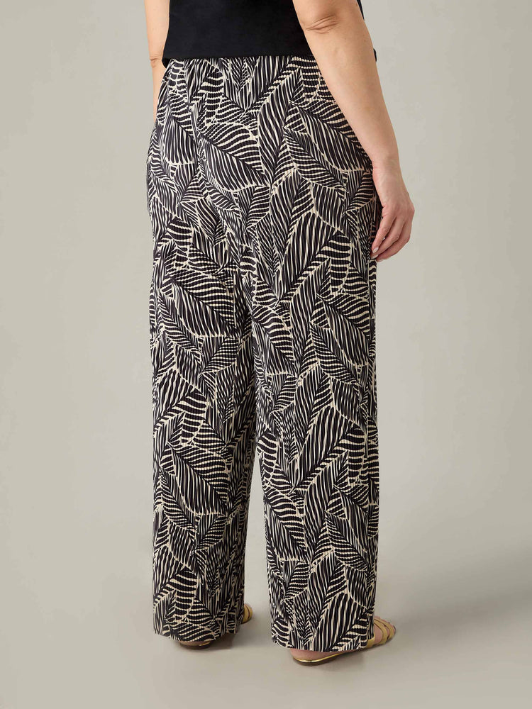 Mono Leaf Print Plisse Trousers