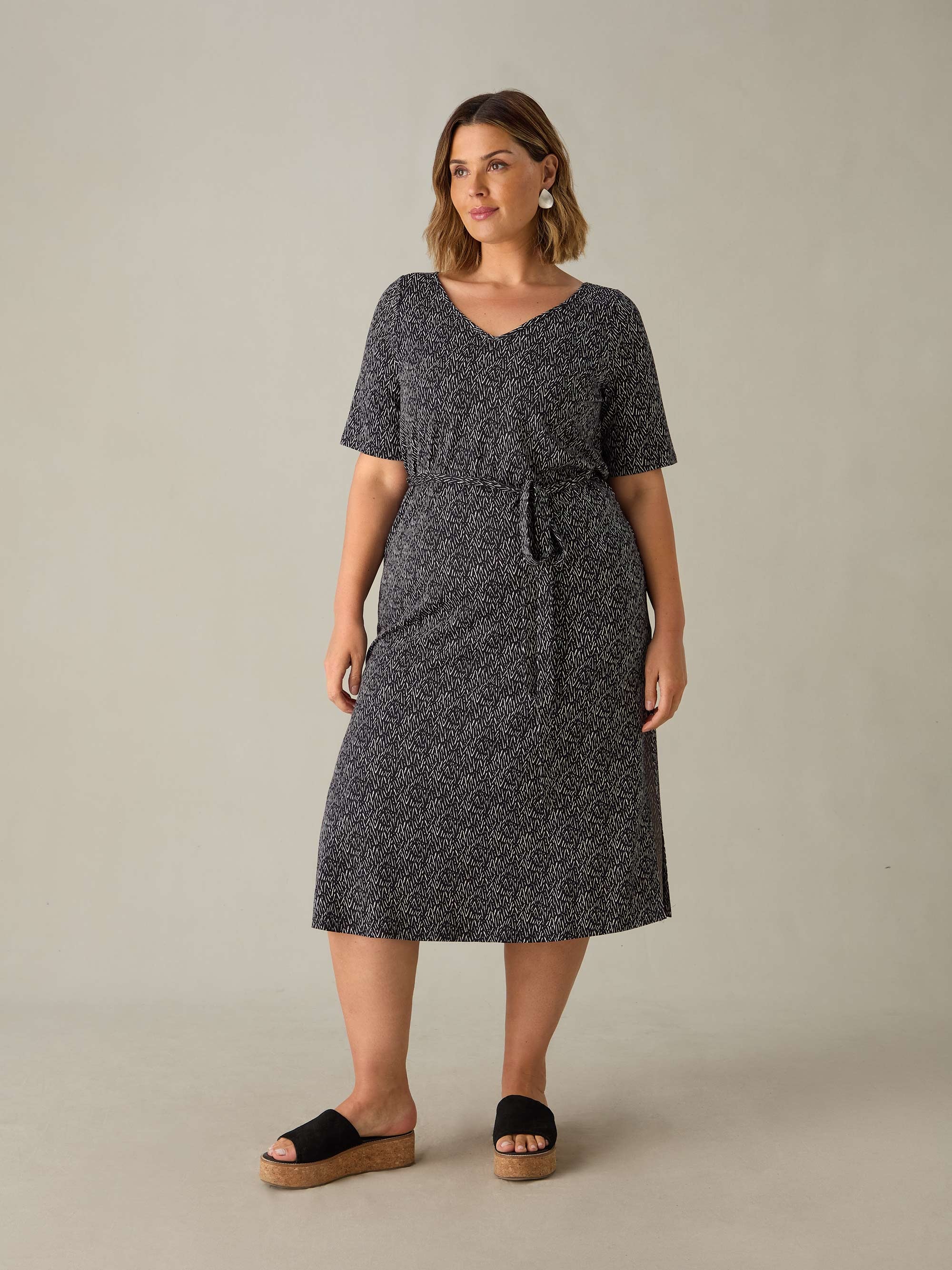 Mono Dash Print Jersey V-Neck Midi Dress