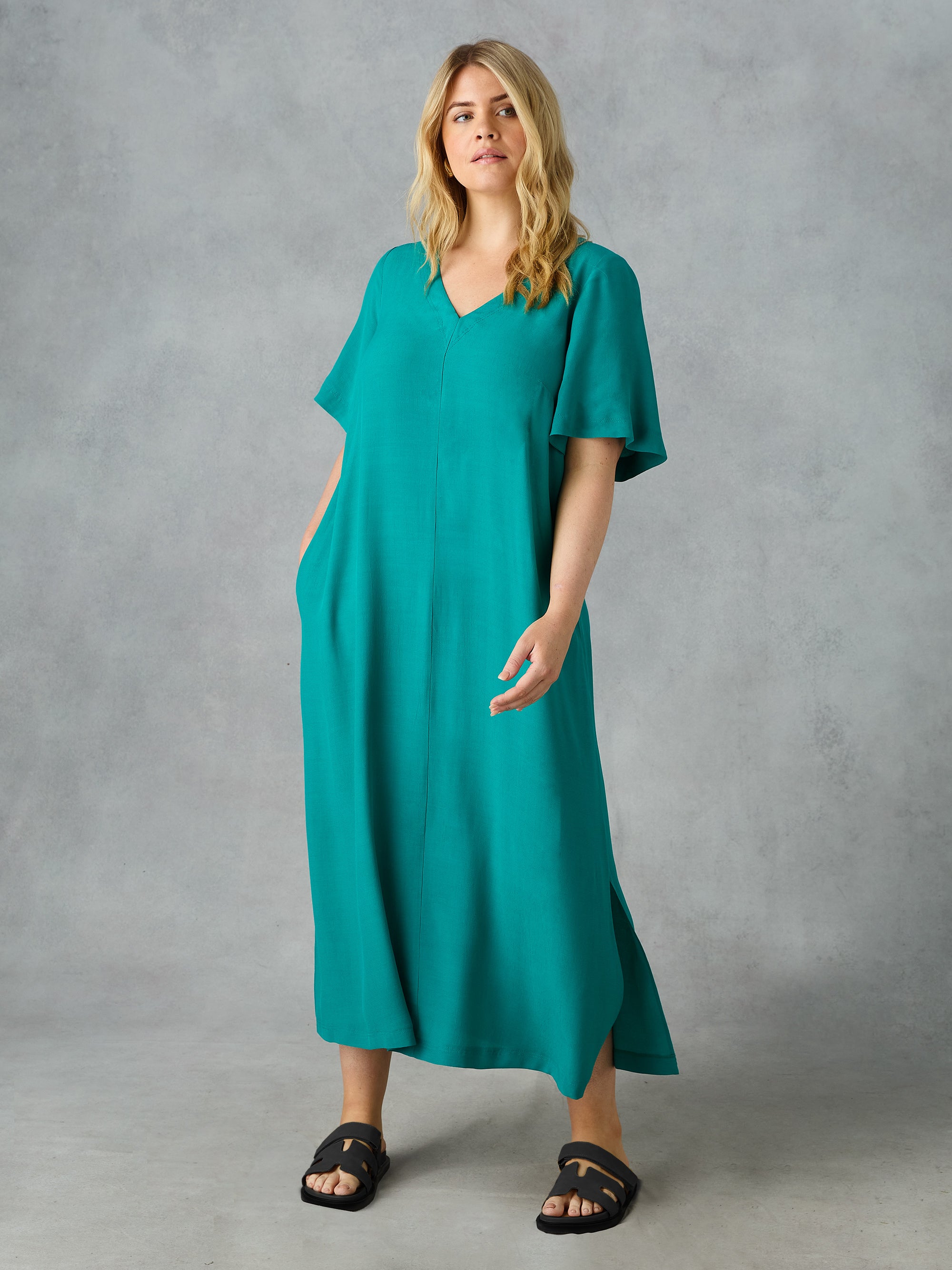 Green V-Neck Maxi Dress