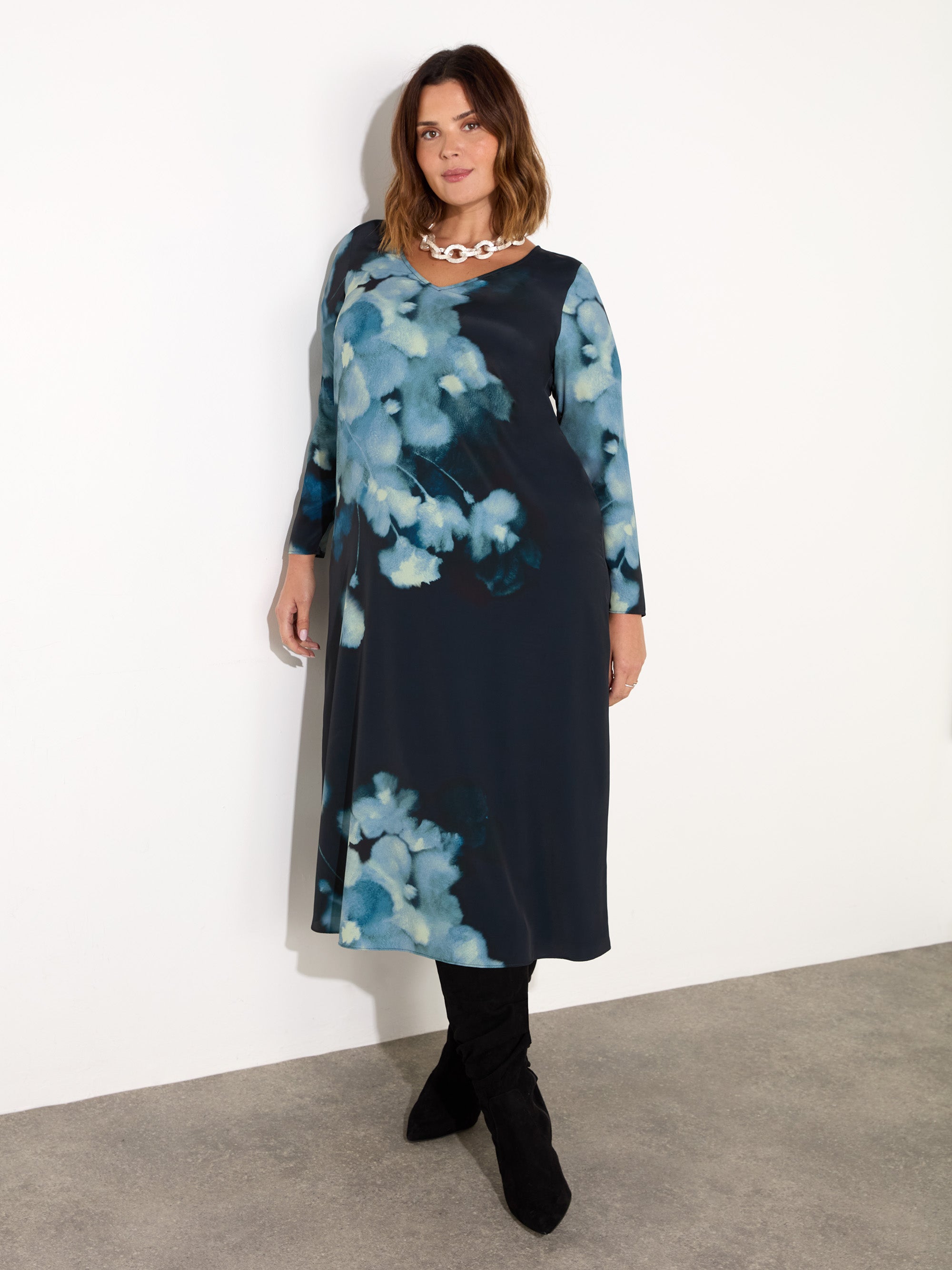 Blue Floral Print Long Sleeve Midaxi Dress