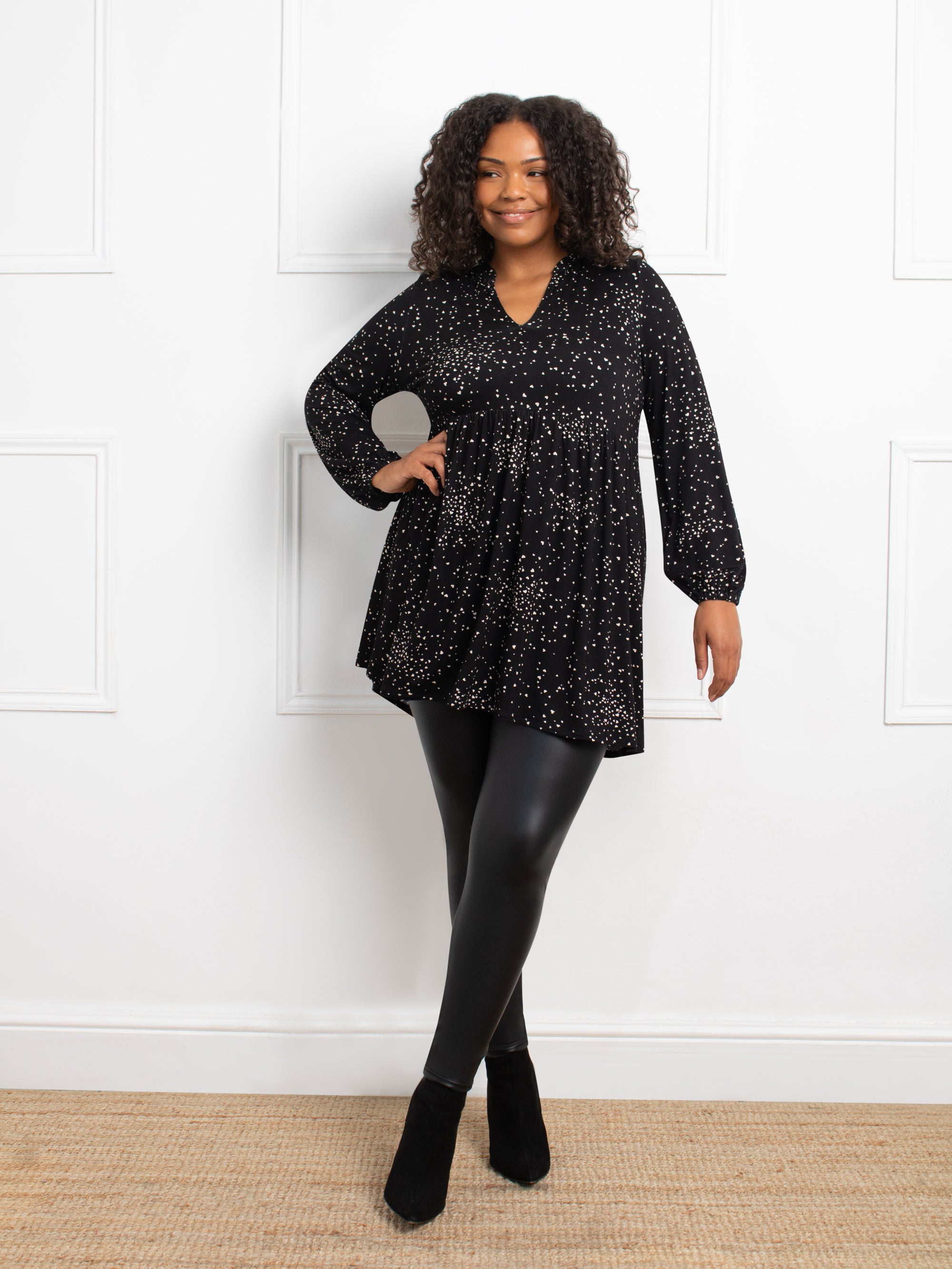 Petite Black Heart Print Gathered V-Neck Tunic