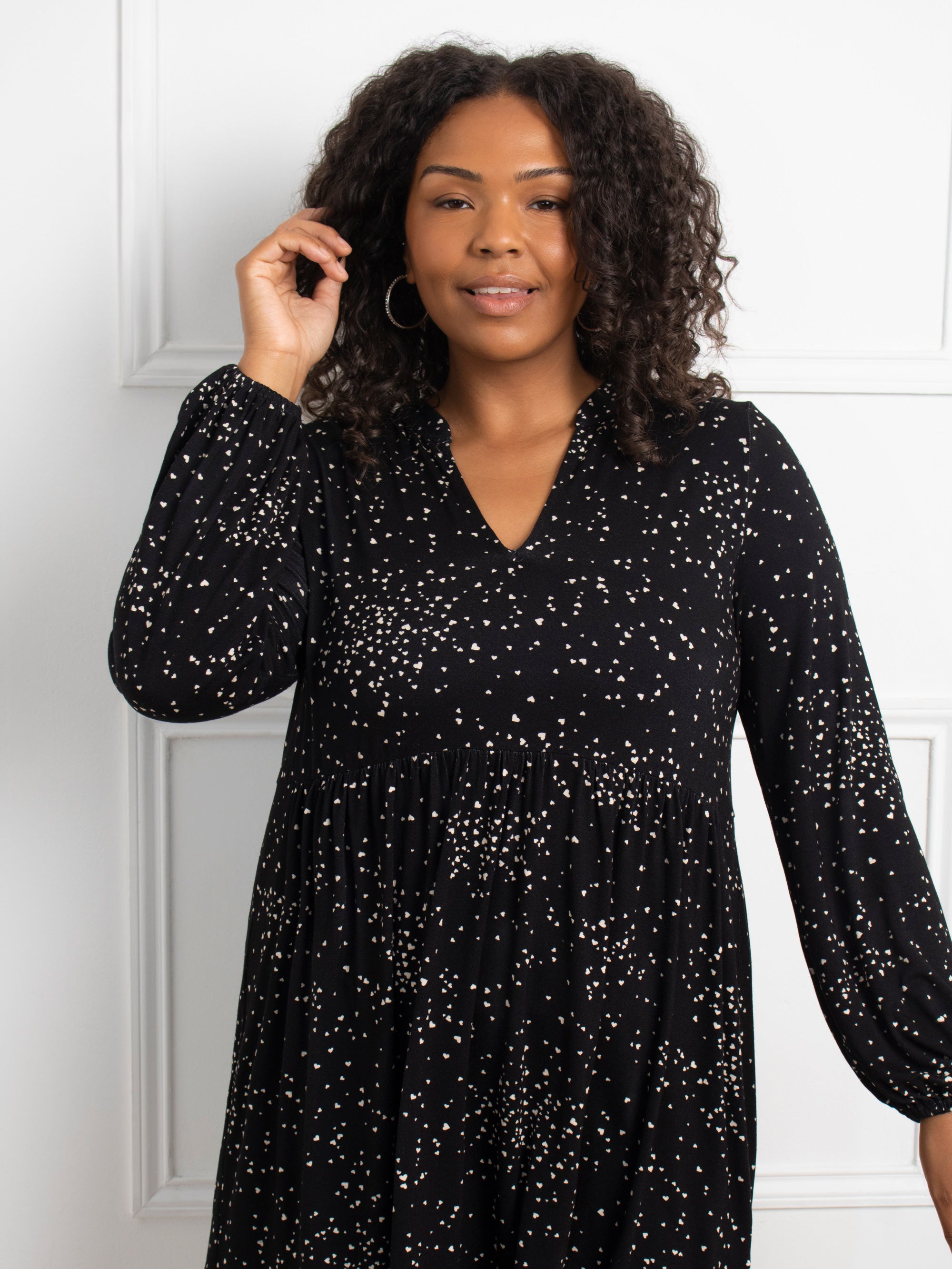 Petite Black Heart Print Gathered V-Neck Tunic