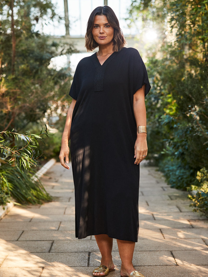 Black Embroidered Crinkle Kaftan