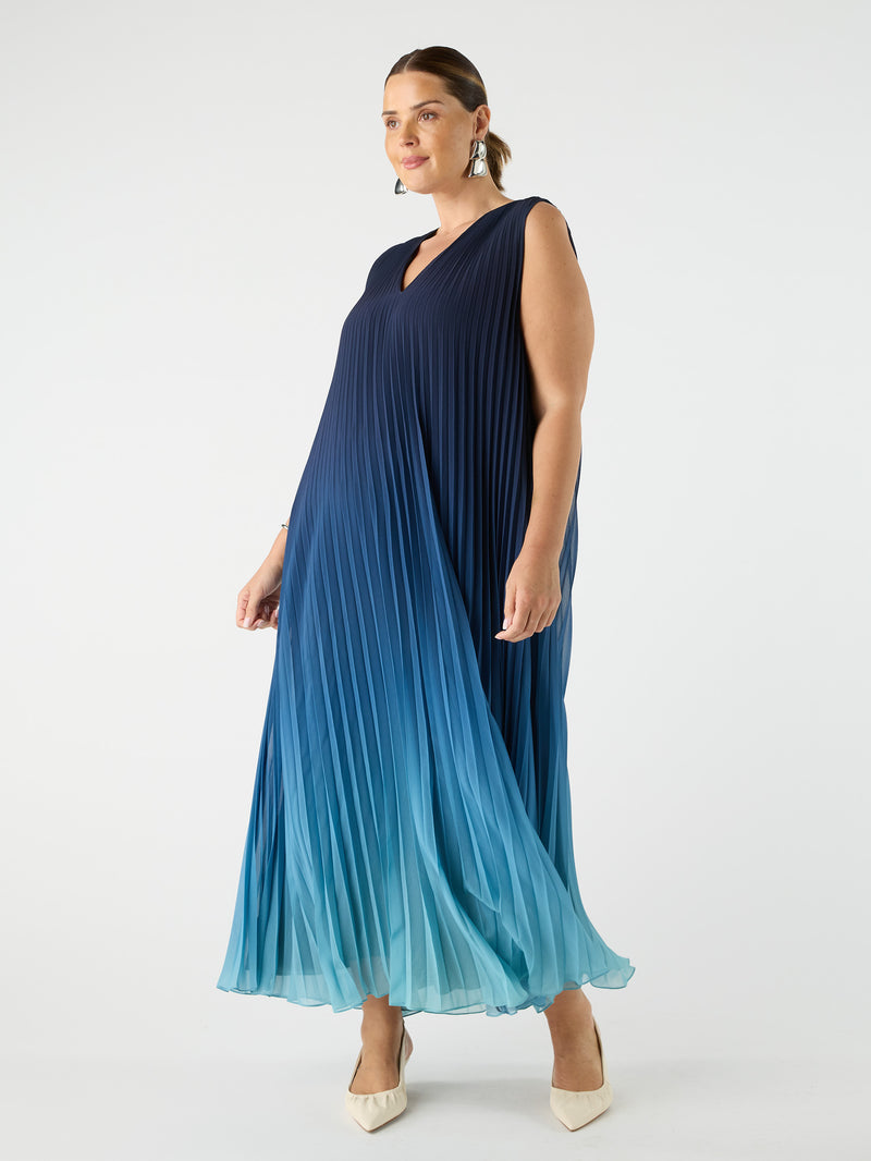 Ombre Pleated V Neck Dress