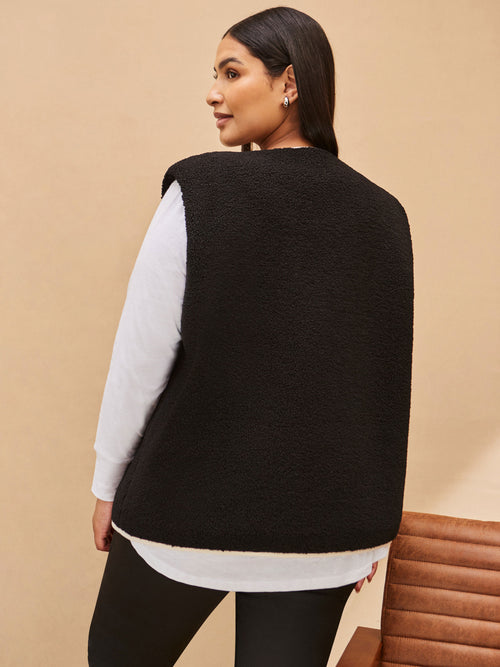 Black Borg Gilet With White Tipping