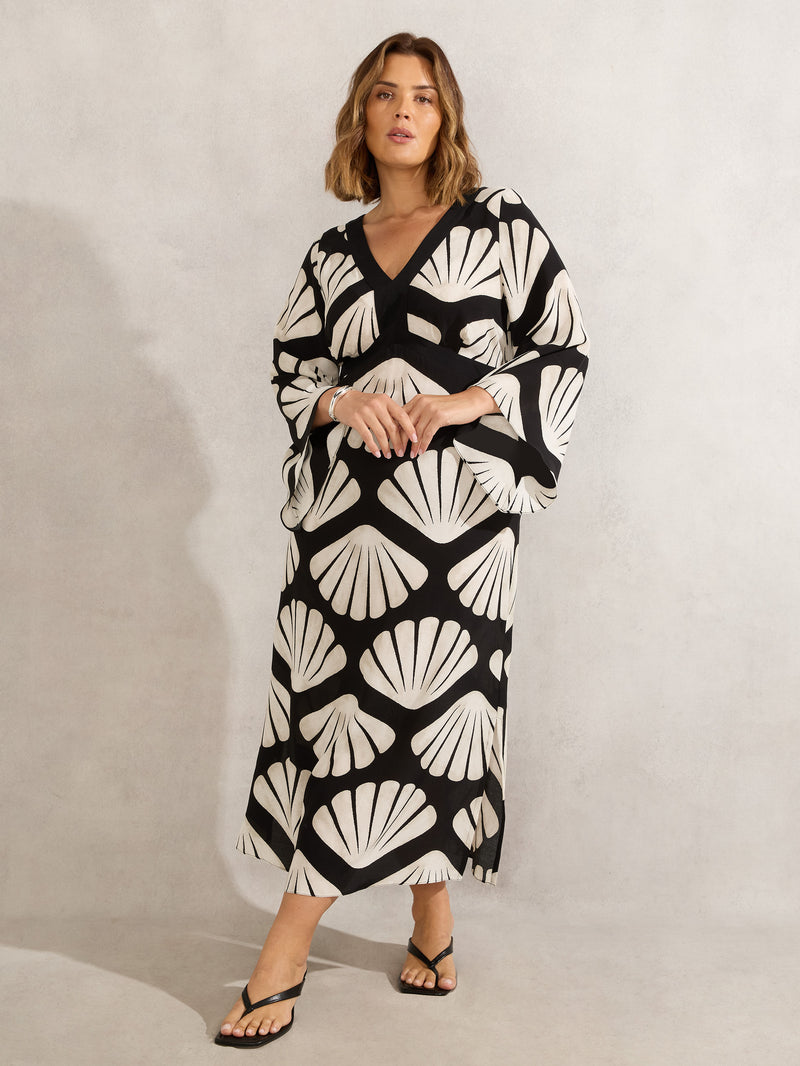 Black Shell Print Flared Sleeve Midaxi Dress