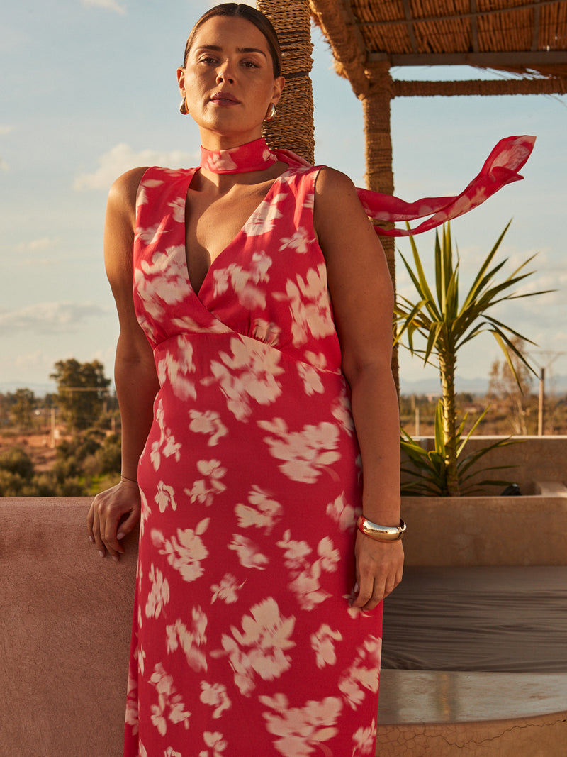 Coral Floral Print Sleeveless Midi Dress With Neck Scarf