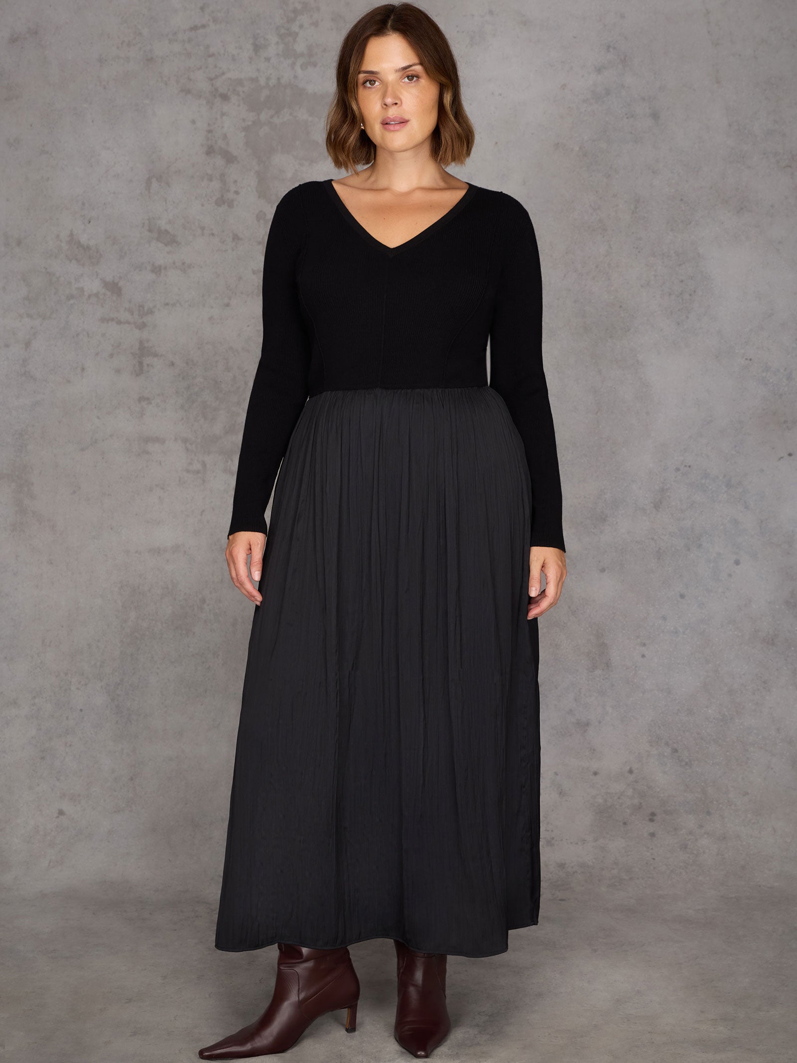 Black Knit Bodice Pleated Skirt Dress