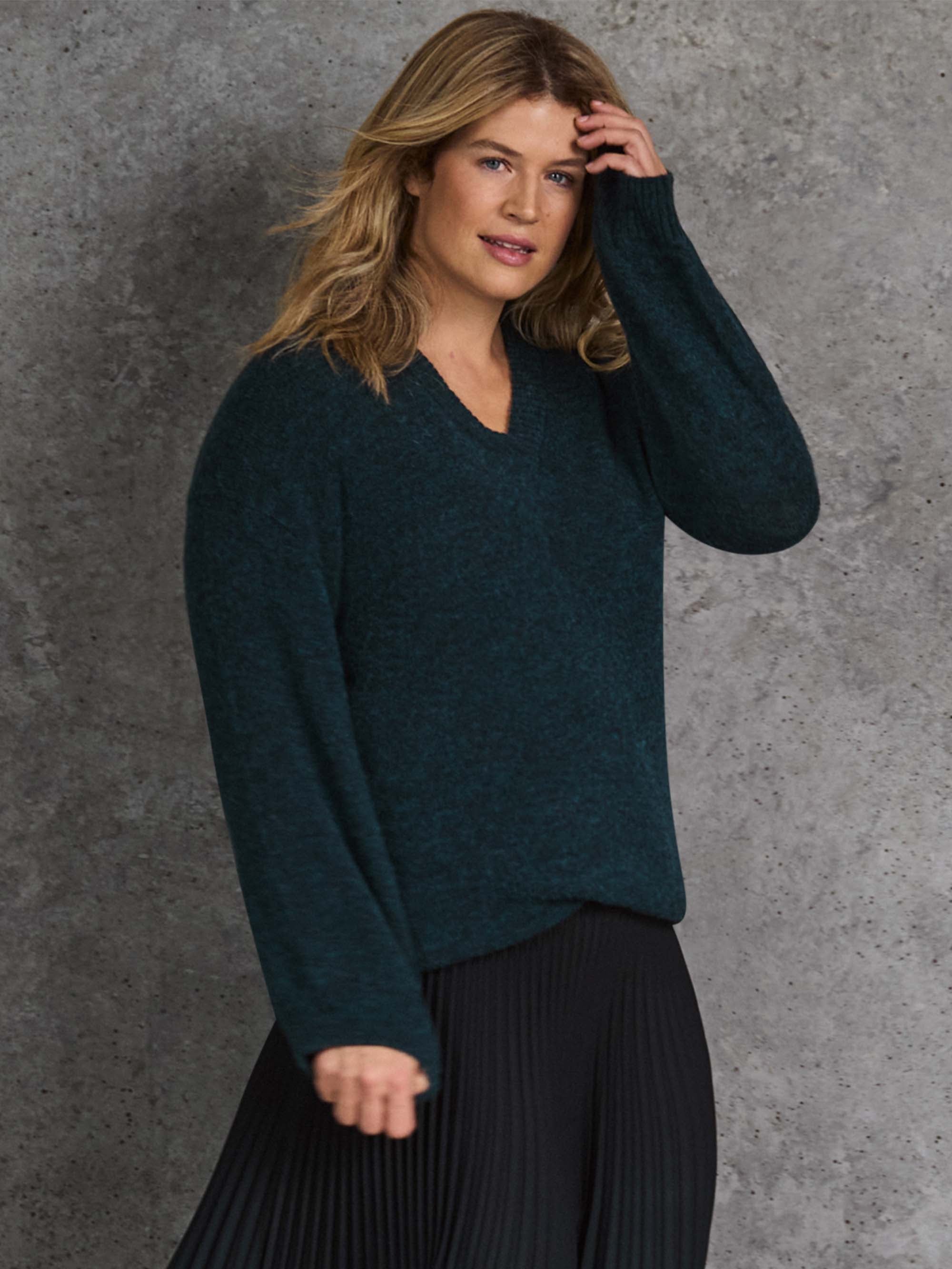 Green V neck Jumper With Wool and Alpaca