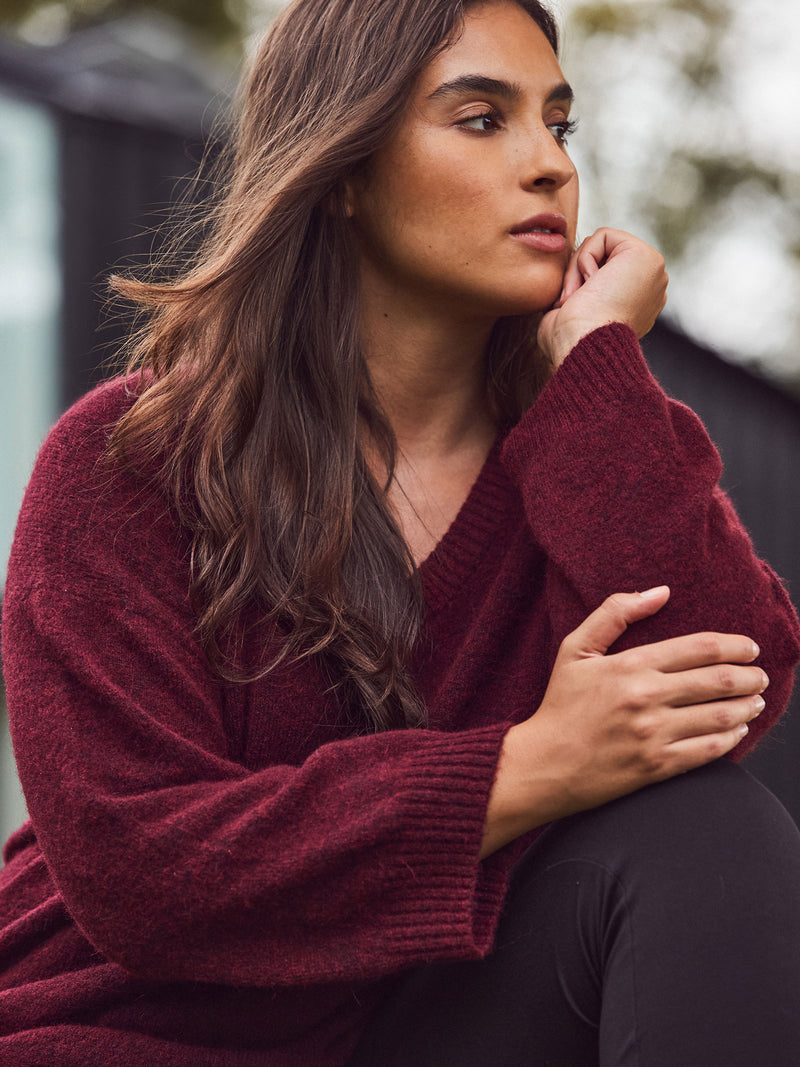 Burgundy V Neck Jumper With Wool and Alpaca