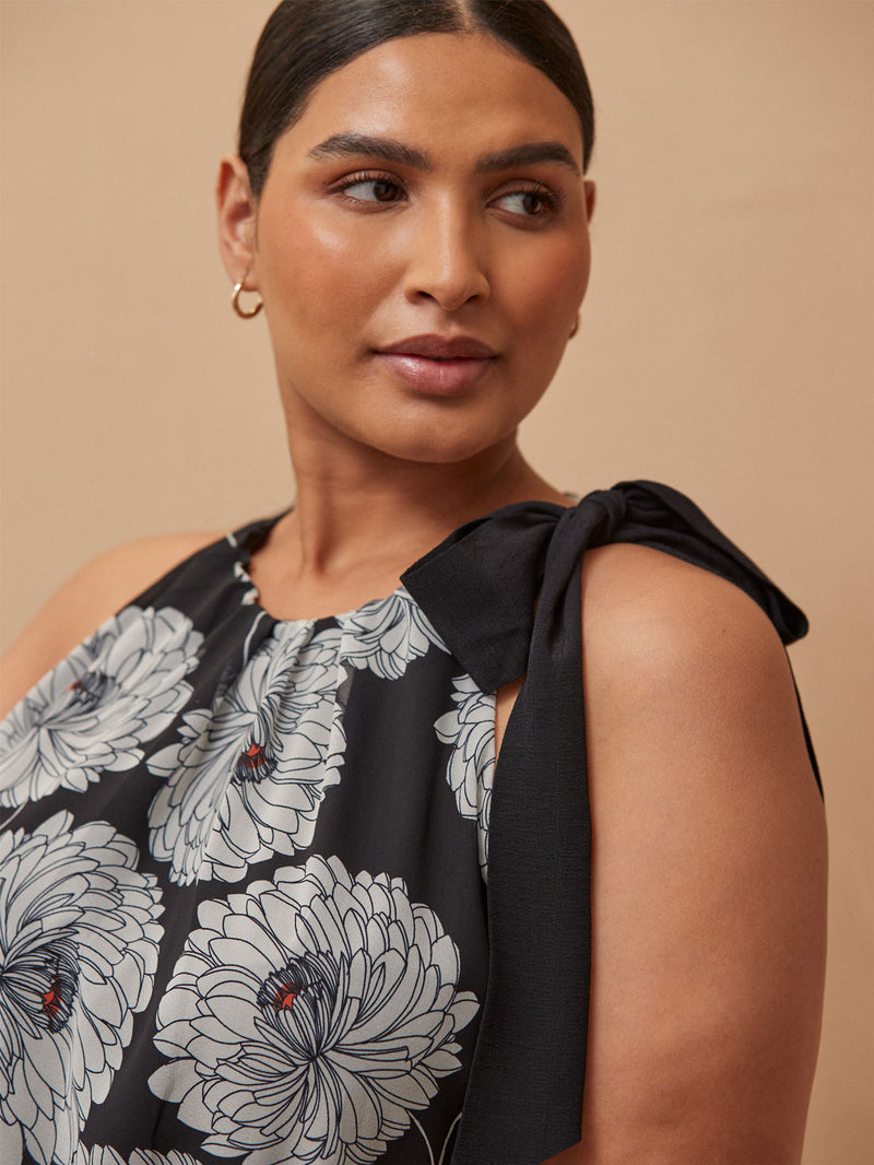 Floral Print Halter Neck Maxi Dress