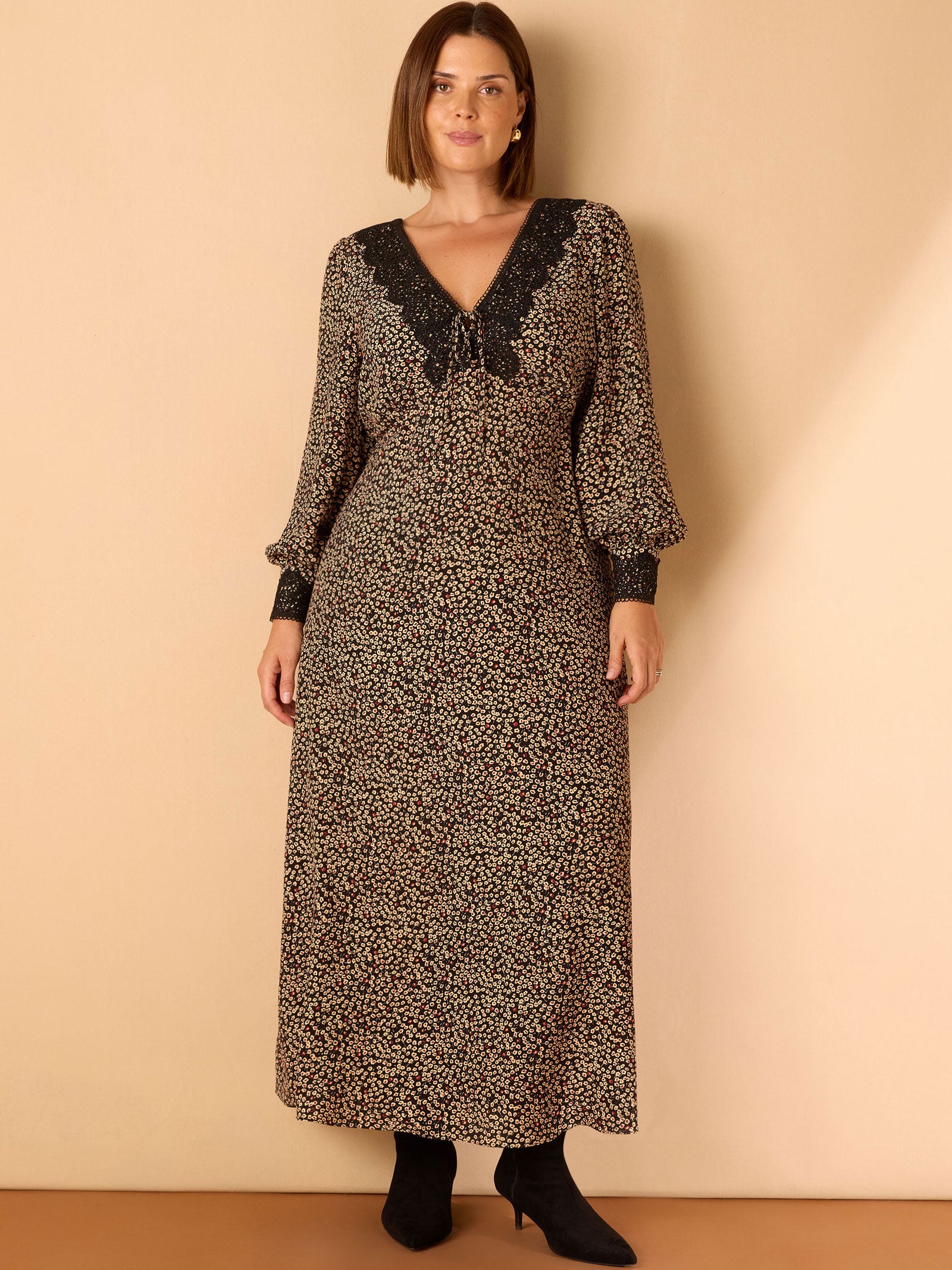 Black Ditsy Floral Scalloped Lace Midaxi Dress