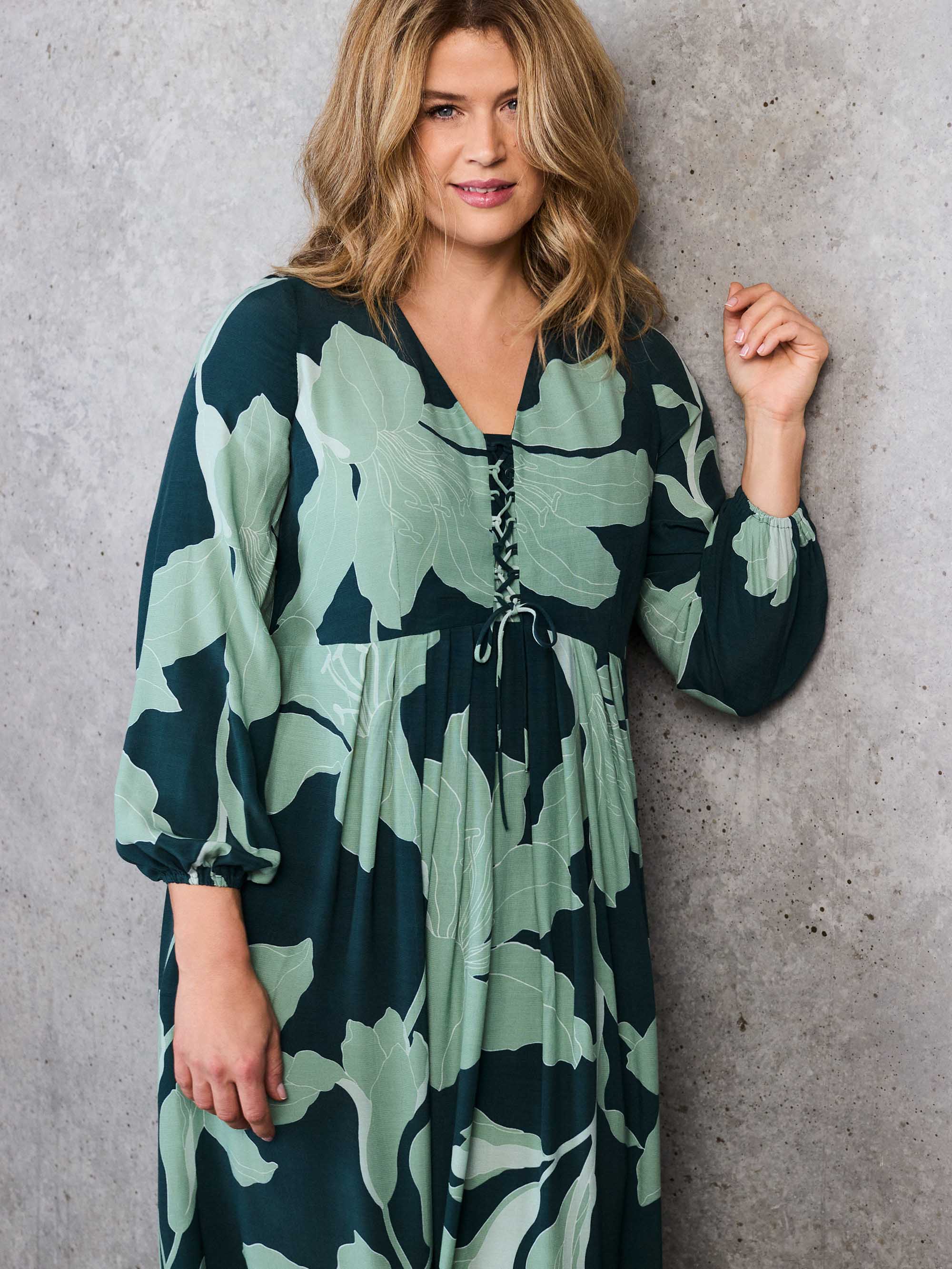 Green Floral Print Tie Front Midaxi Dress