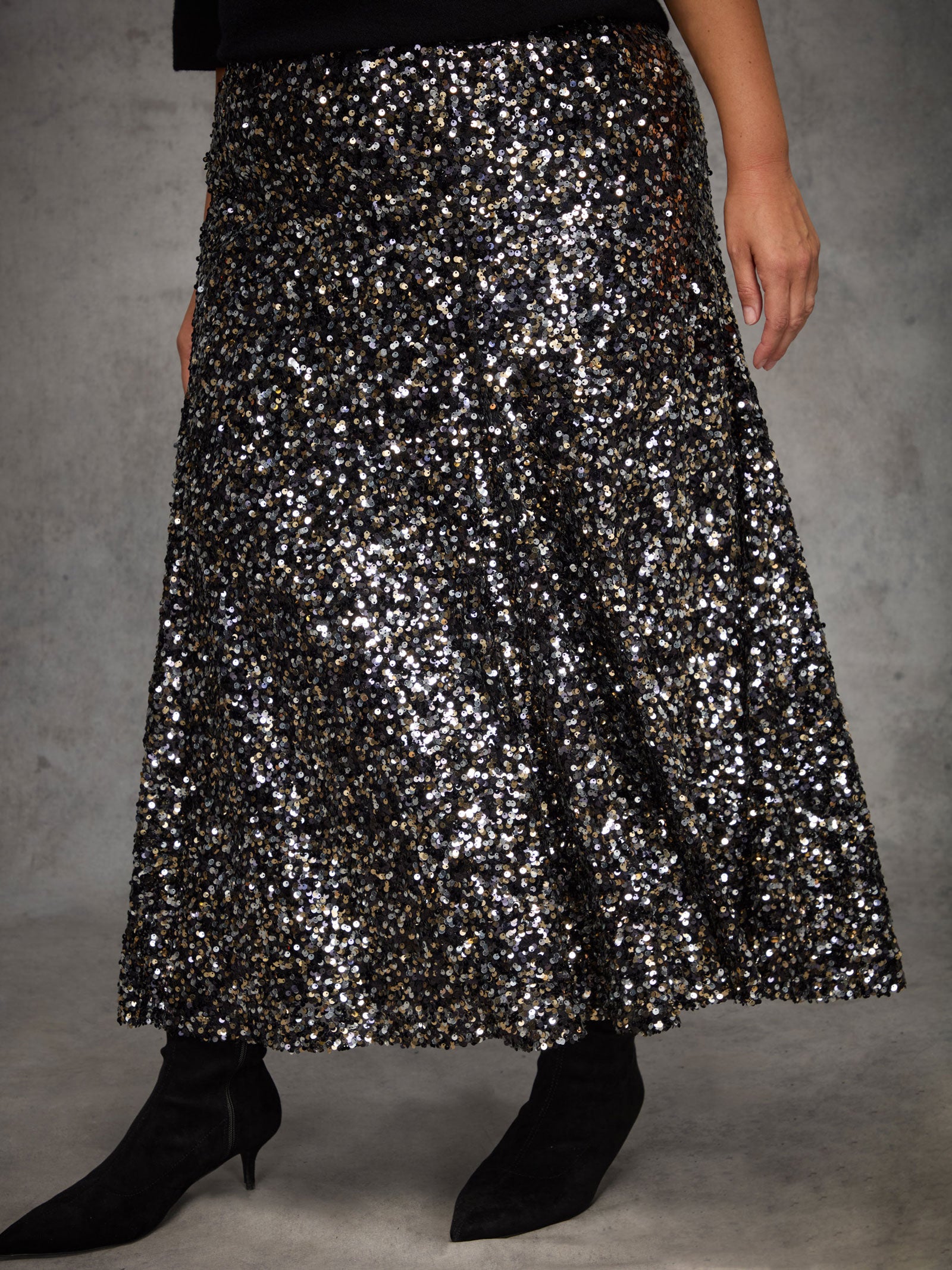 Black Sequin Flared Midaxi Skirt