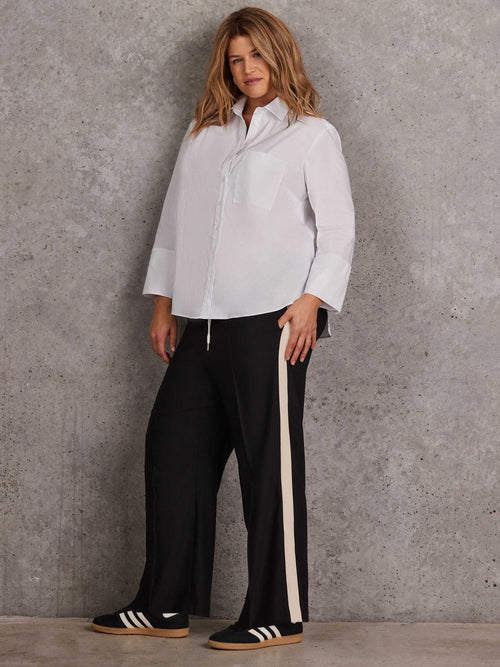 Petite Black Wide-Leg Trousers With Contrast Side Detail