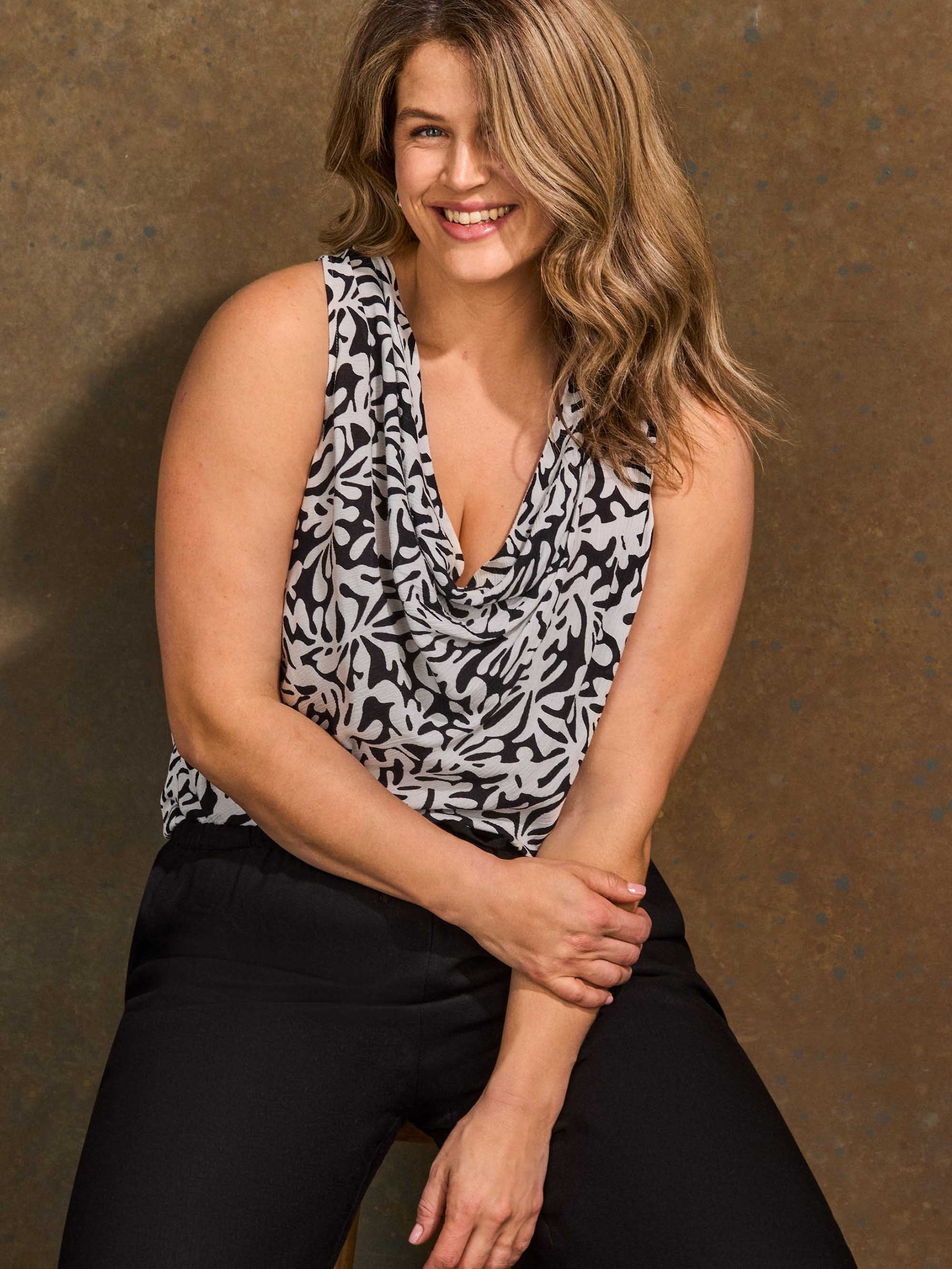 Plus size mono print cowl neck sleeveless top