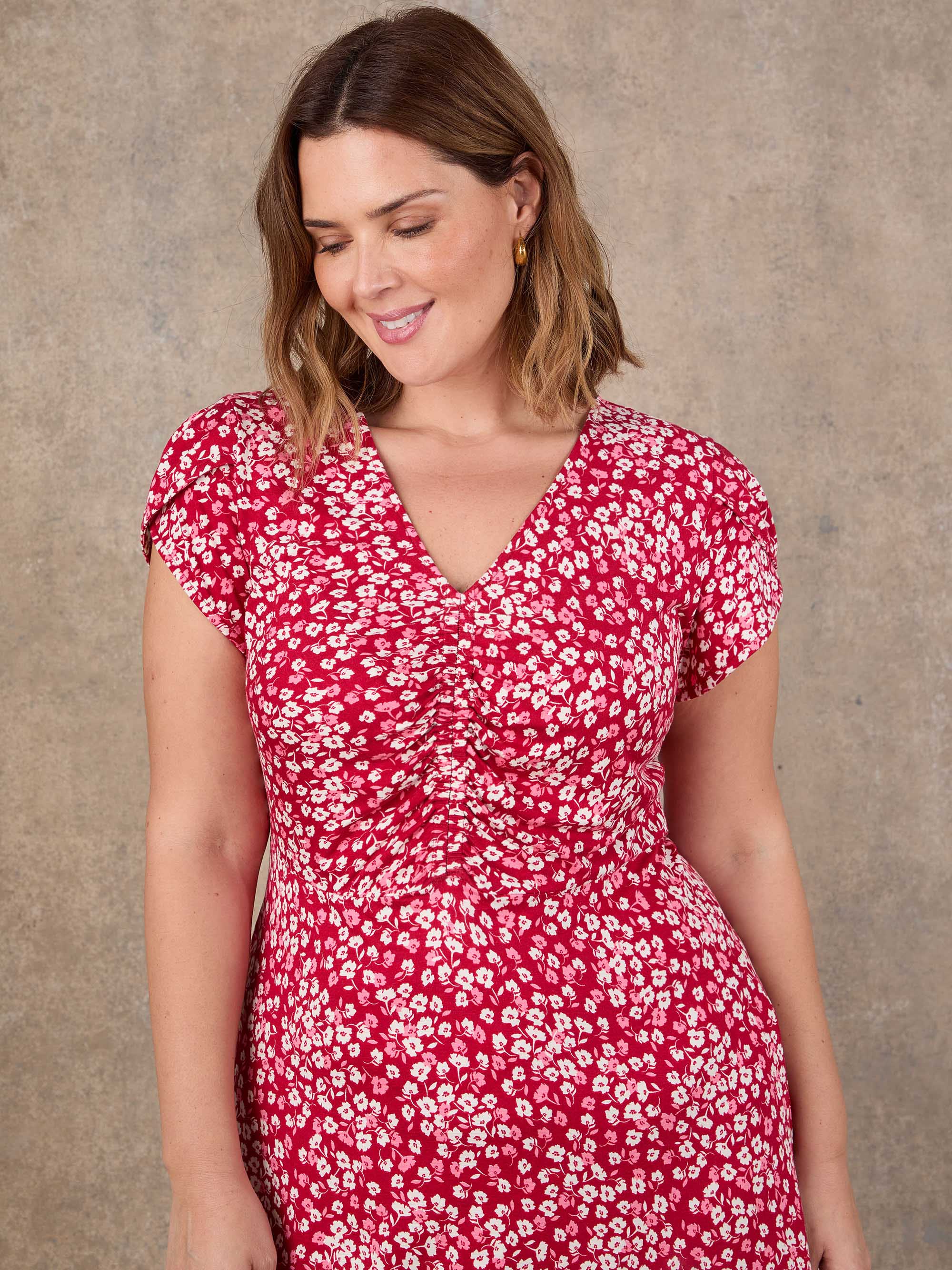 Petite Red Ditsy Print Ruched Short Sleeve Dress
