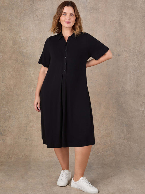 Black jersey shirt dress with collar and short sleeves