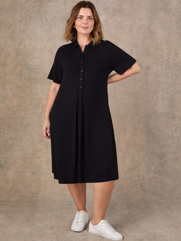 Black jersey shirt dress with collar and short sleeves
