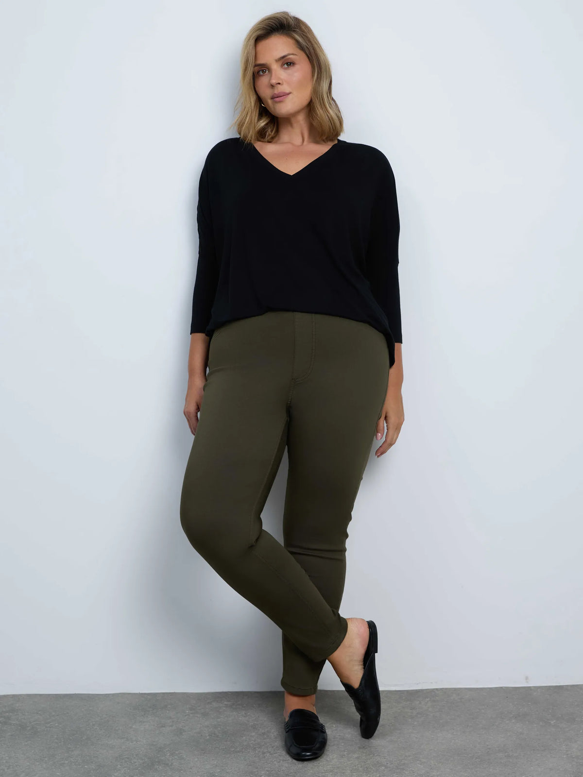 Khaki Regular Jegging