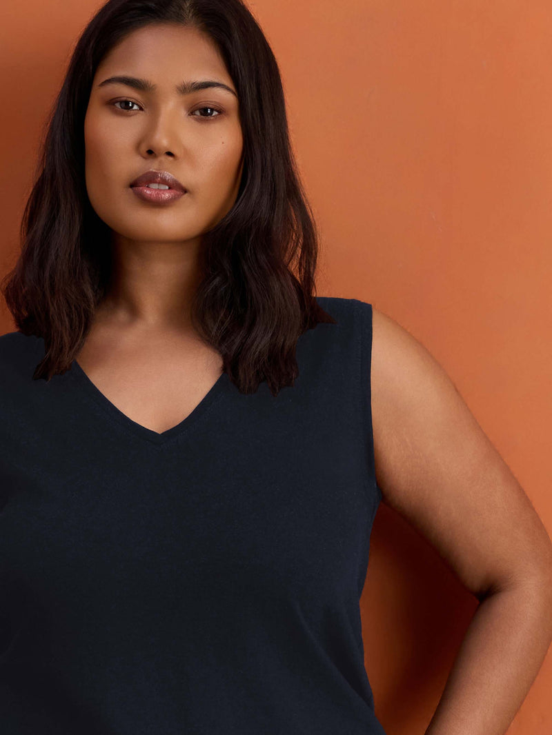 Navy Cotton Slub V Neck Vest With Curved Hem